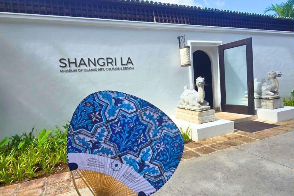 Shangri La Tour Fan