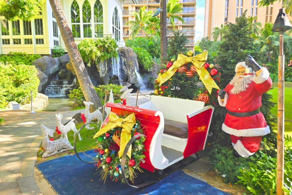 Hilton Hawaiian Village Christmas Decorations