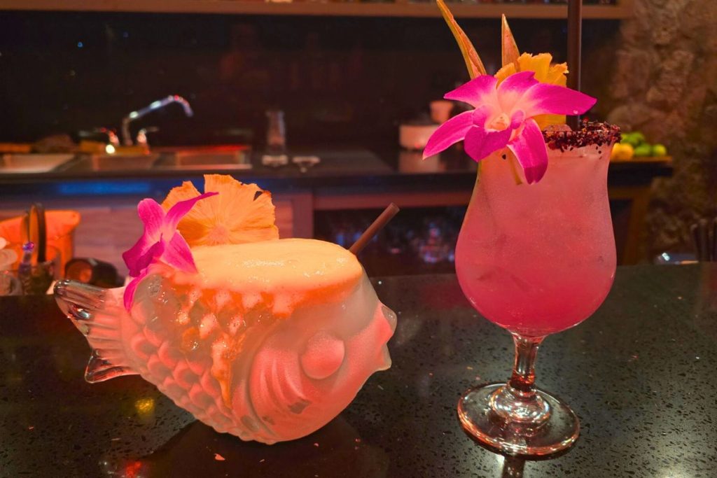 Lava Lounge Cocktail Bar Waikiki Hawaii
