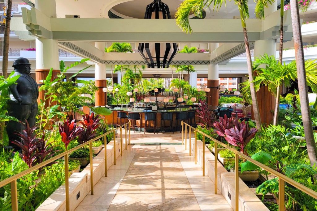 Botero Lounge Grand Wailea Maui Hawaii